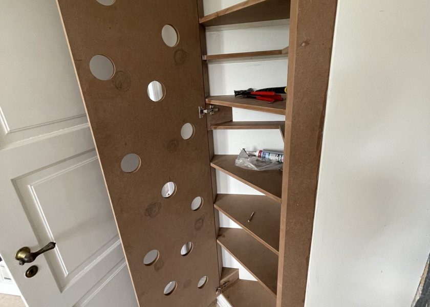 Skab_huller_01_compressed